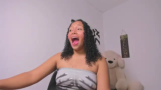 Snapshot of Nia13 chatting on March 6, 2026, 6:54 am Nia13 online show from March 6, 2026, 6:54 am