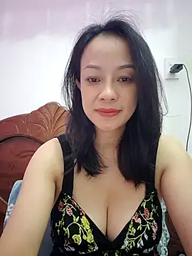 Baby-bigboobs2026 online show from April 19, 2026, 8:55 pm