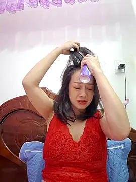 Baby-bigboobs2026 online show from May 10, 2026, 8:25 pm