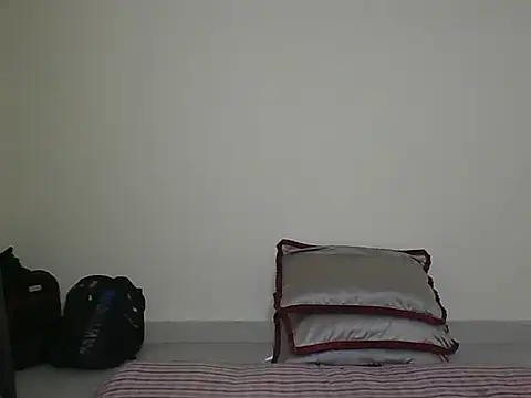 sexy Liliy online show from May 17, 2026, 6:26 pm