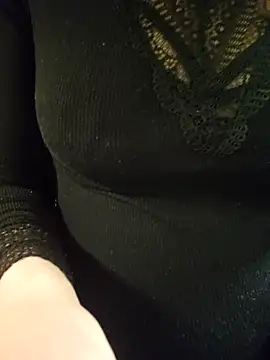 Isa363636 online show from February 18, 2026, 11:22 pm