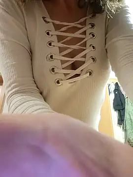 Isa363636 online show from March 11, 2026, 10:27 pm