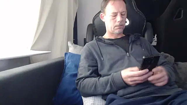 Sexy Ass Mike online show from February 15, 2026, 1:52 pm