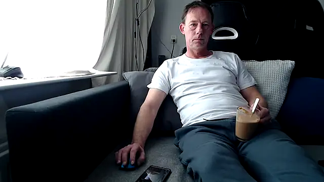 Sexy Ass Mike online show from March 6, 2026, 1:18 pm