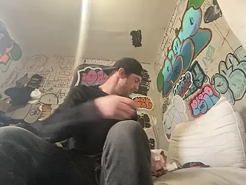 gothboiplzty online show from March 17, 2026, 9:40 pm