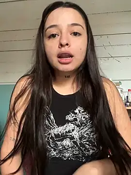 vainillasuave online show from March 27, 2026, 12:49 pm