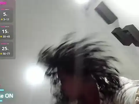 samylovea online show from March 10, 2026, 8:36 pm