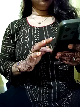 PARI51 online show from February 22, 2026, 8:51 pm