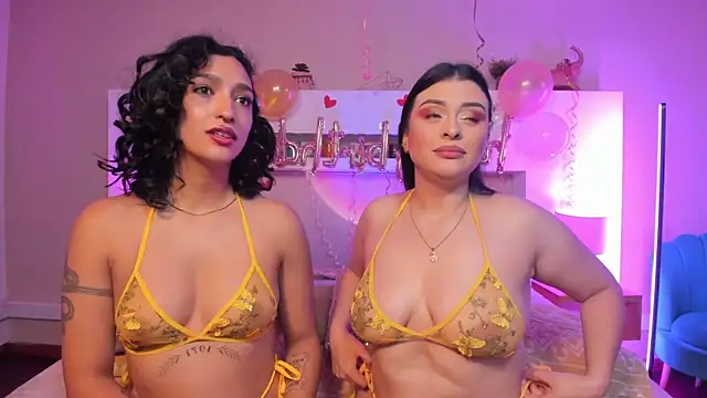 Cleo Foxx online show from April 24, 2026, 12:07 pm