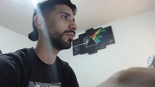 Snapshot of Arabianboyq chatting on March 11, 2026, 6:47 pm Arabianboyq online show from March 11, 2026, 6:47 pm