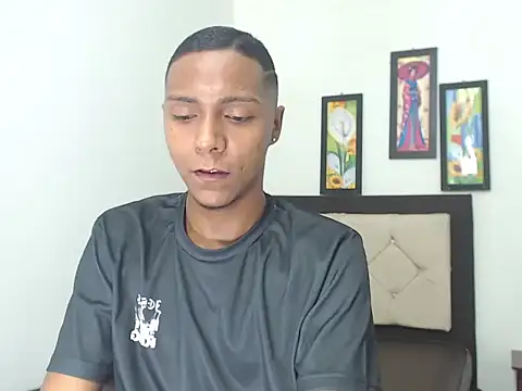 hotboyluxe online show from March 3, 2026, 3:23 am