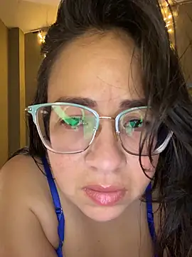 alisbloom online show from April 4, 2026, 3:49 am