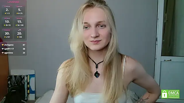 Snapshot of Alex-wer chatting on June 12, 2026, 8:30 pm Alex-wer online show from June 12, 2026, 8:30 pm