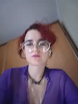 Snapshot of Persefoha chatting on June 10, 2026, 7:57 pm Persefoha online show from June 10, 2026, 7:57 pm