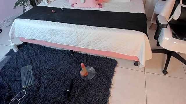 Naty Rose23 online show from April 23, 2026, 3:08 am