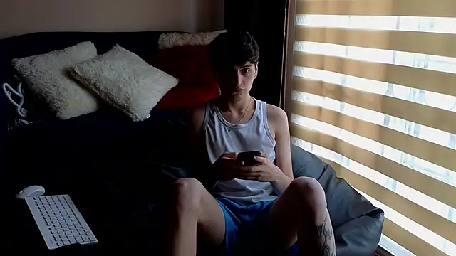 mrpicklesx23 online show from February 2, 2026, 2:38 pm