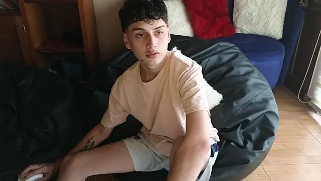 mrpicklesx23 online show from February 6, 2026, 7:28 pm