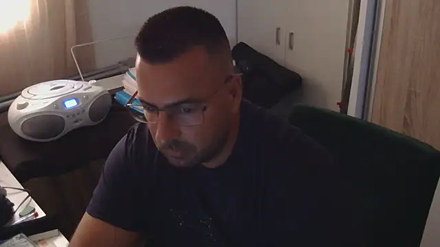 VanillaTime78-Jorge online show from July 6, 2026, 2:36 pm