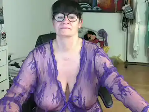 Sylly online show from January 31, 2025, 8:22 am