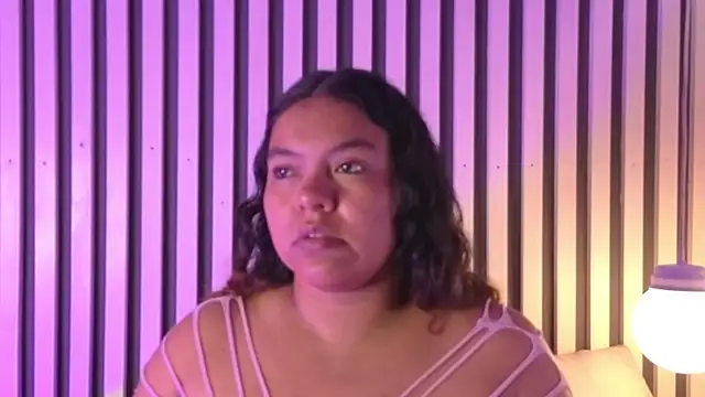 Amaranoir- online show from April 23, 2026, 4:03 am