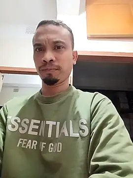 mehedi hot online show from March 3, 2026, 2:23 pm