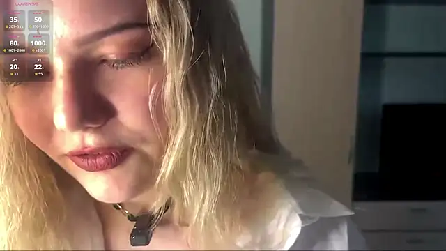 Velmiora online show from April 1, 2026, 3:42 pm