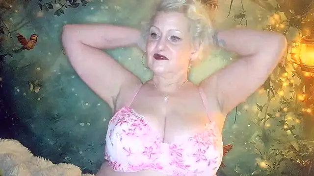 Blondie the librarian online show from April 18, 2026, 12:14 am