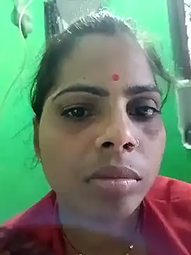 Priyakoli4568 online show from April 5, 2026, 7:49 am