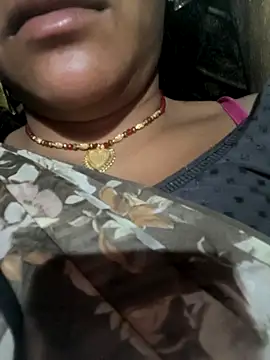 Priyakoli4568 online show from May 15, 2026, 7:21 pm