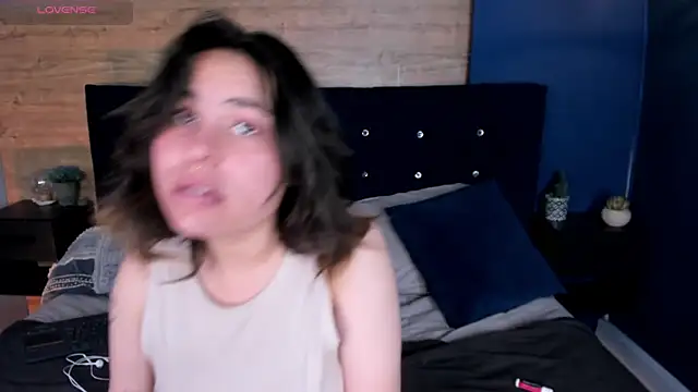 Kennya Rodriguez online show from March 5, 2025, 4:34 am