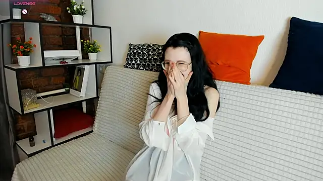 CosmicGleam online show from March 19, 2026, 9:08 pm