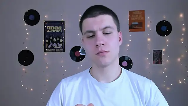 neo raze online show from February 2, 2026, 8:07 pm