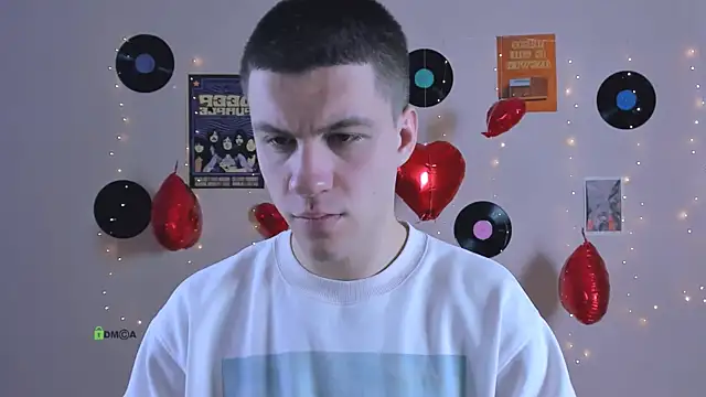 neo raze online show from February 16, 2026, 7:32 pm