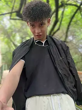 yoursexyjose online show from March 23, 2026, 7:51 pm