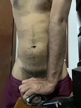 alrricmo online show from February 3, 2026, 10:59 pm