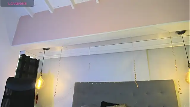 SamiraMalek  online show from February 14, 2026, 12:35 pm