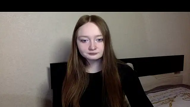 vikipinkk online show from February 8, 2026, 4:32 pm