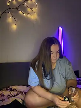 AlyaX X online show from February 6, 2026, 1:58 pm