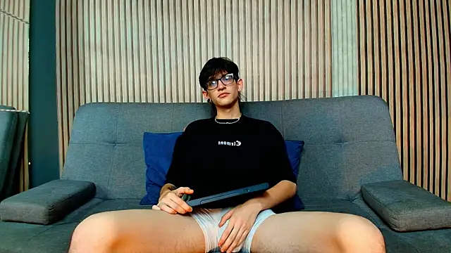 Jax valentine online show from March 6, 2026, 10:50 pm