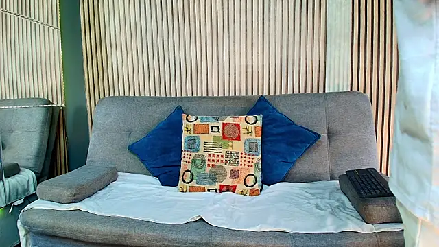 DaveParker  online show from April 21, 2026, 1:39 pm