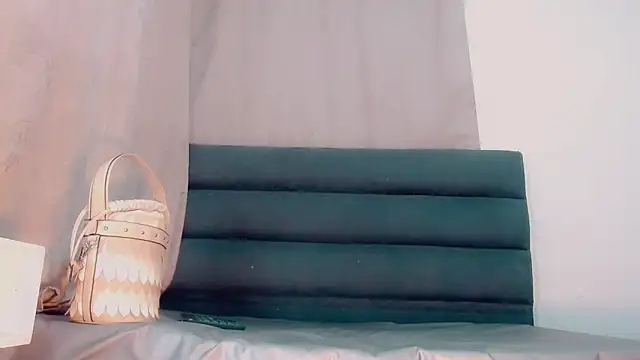 Anastasia ponce online show from March 6, 2026, 5:48 am