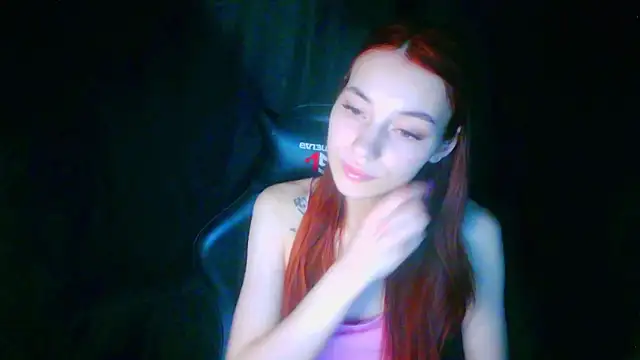 liza  kitty online show from April 20, 2026, 4:43 pm
