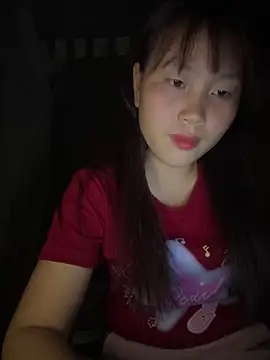 Snapshot of kekely chatting on June 6, 2026, 2:33 pm kekely online show from June 6, 2026, 2:33 pm