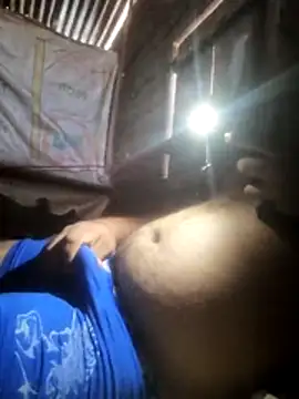 fcenteno124 online show from April 14, 2026, 3:51 pm