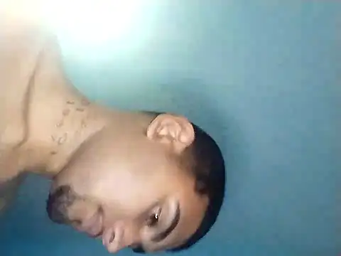MickeySexyyy online show from May 17, 2026, 10:39 pm