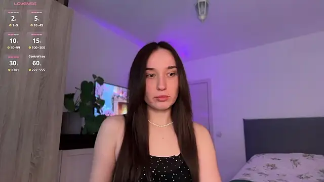 MegiMagic online show from April 21, 2026, 4:34 pm