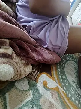 Curvy Simran online show from March 3, 2026, 10:54 am