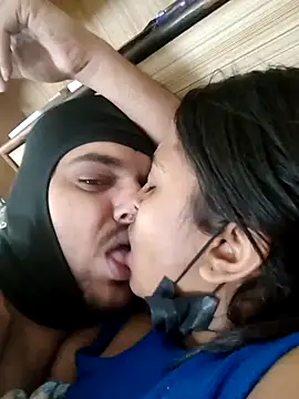 Curvy Simran online show from March 6, 2026, 12:34 pm