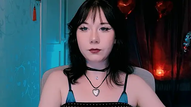 Snapshot of marty_bree chatting on July 24, 2026, 4:49 pm marty bree online show from July 24, 2026, 4:49 pm