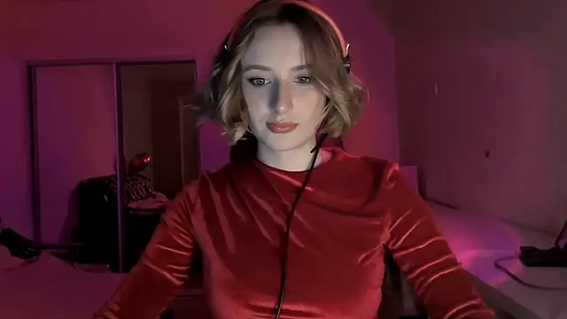 DeliciaBagnoli online show from February 21, 2026, 7:37 pm